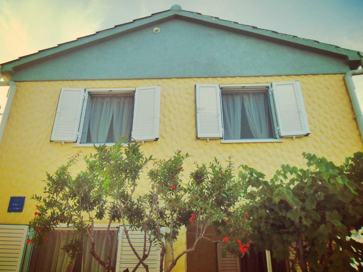 Apartmani Mersol Nin Exterior photo